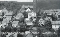 Schmallenberger Altstadt mit Pfarrkirche, Ansicht von Osten, nach 1950. 