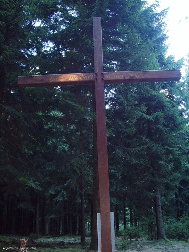 Gipfelkreuz auf dem Bastenberg